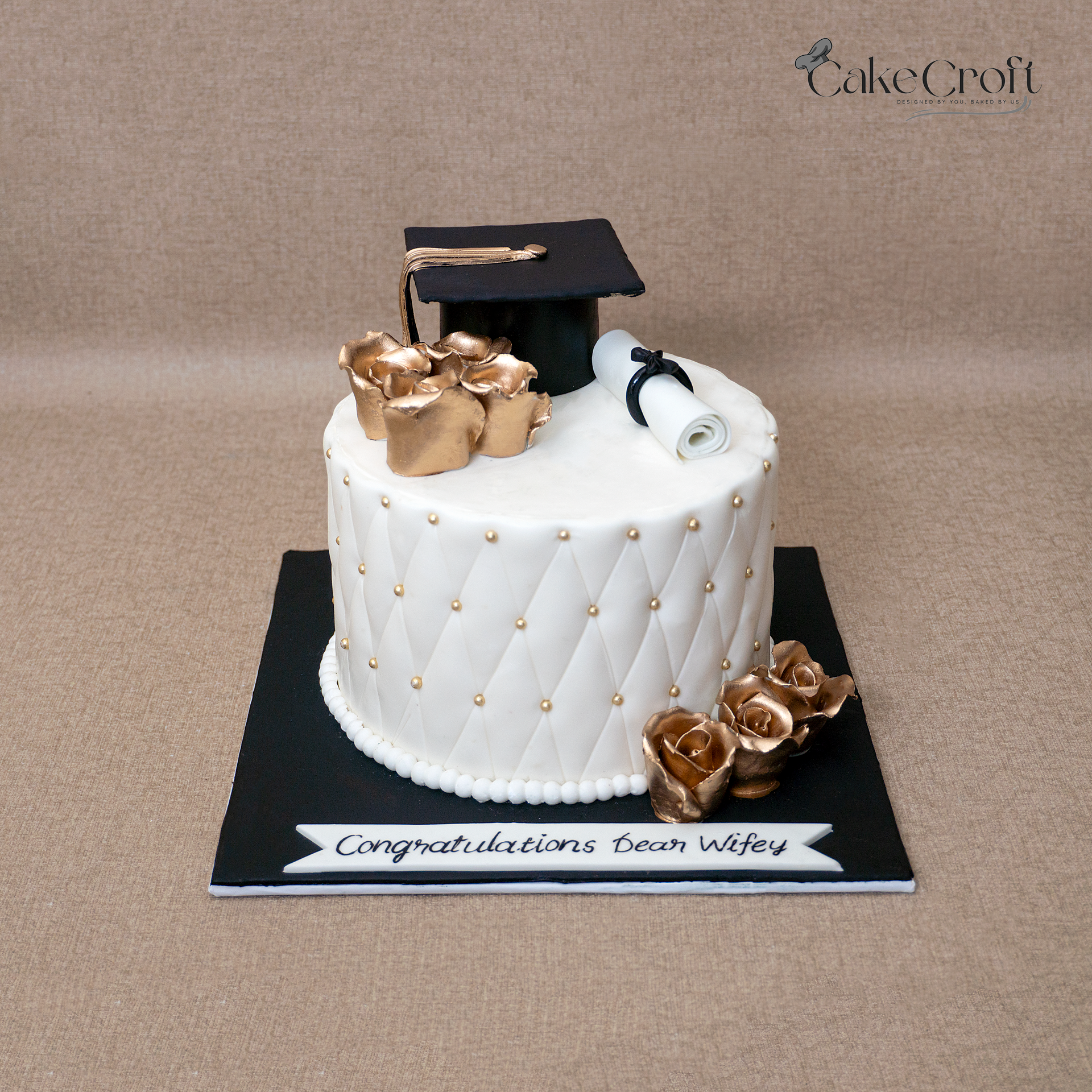 Elegant graduation cake with cap and diploma design in Dhaka